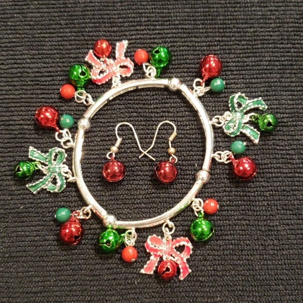 Christmas Bracelet and Earring Set